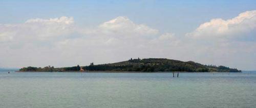 isola polvese lago trasimeno